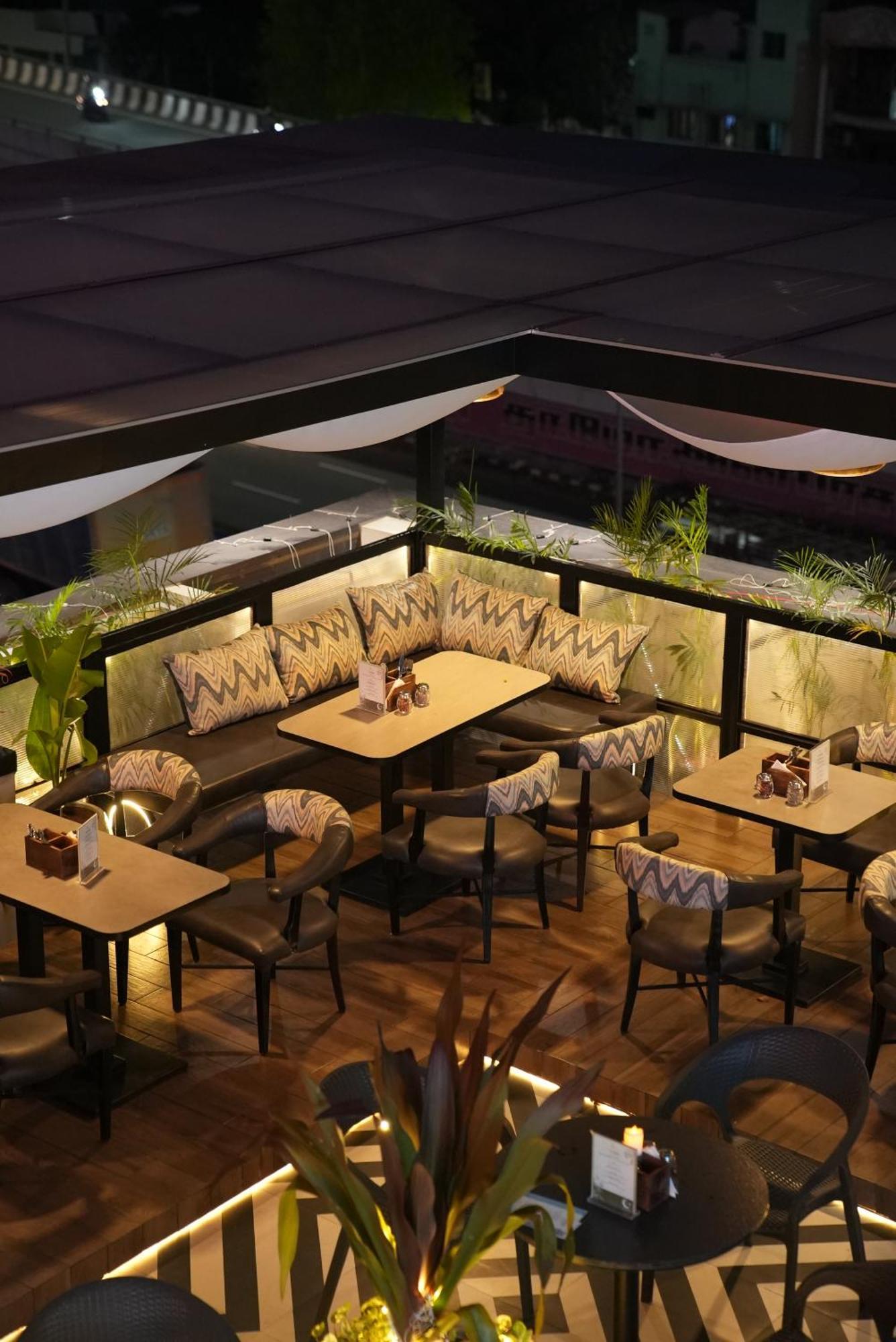 Hotel Srr Grand شيناي المظهر الخارجي الصورة